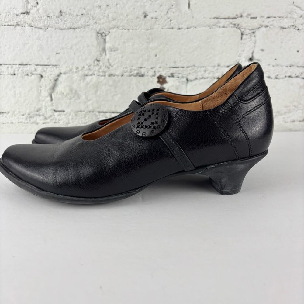 Think! Chunky Button Pumps - Picture 3 of 9